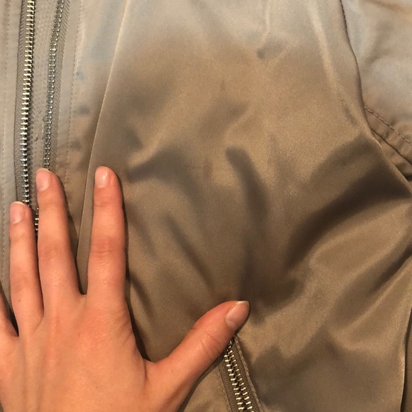 Aritzia bomber jacket - Picture 3 of 3